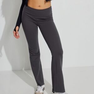 garage fit and flare soft terry pant - flared leggings size medium nwt